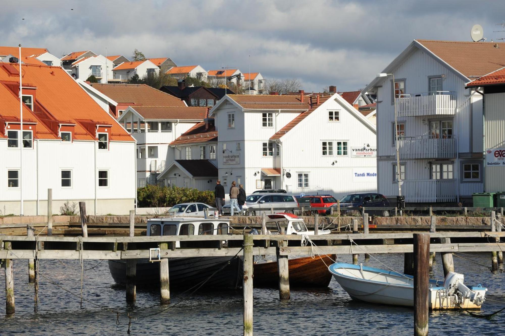 Grebbestads Vandrarhem Exterior photo